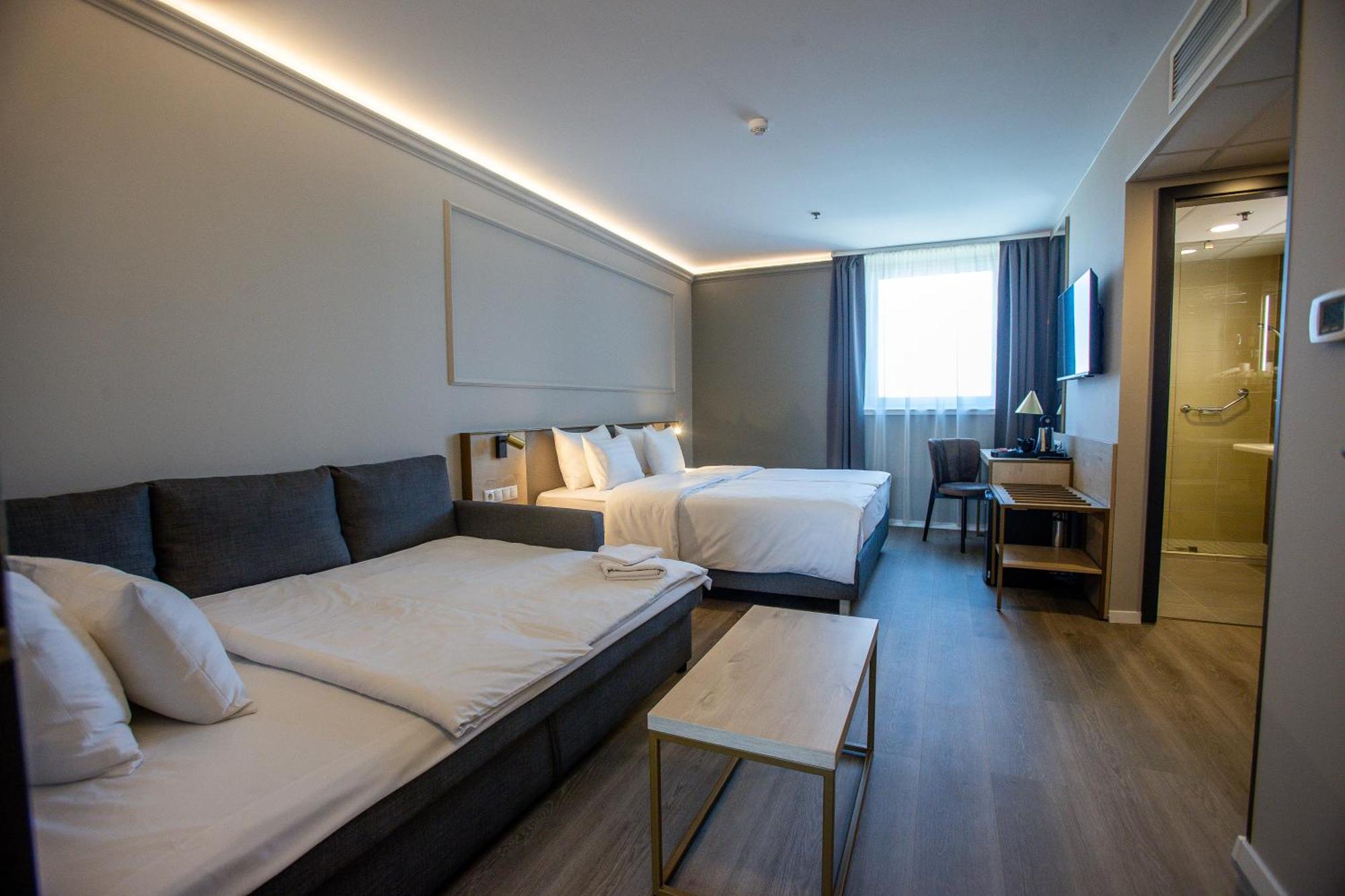 Expo Tower By Mellow Mood Hotels Budapeste Exterior foto