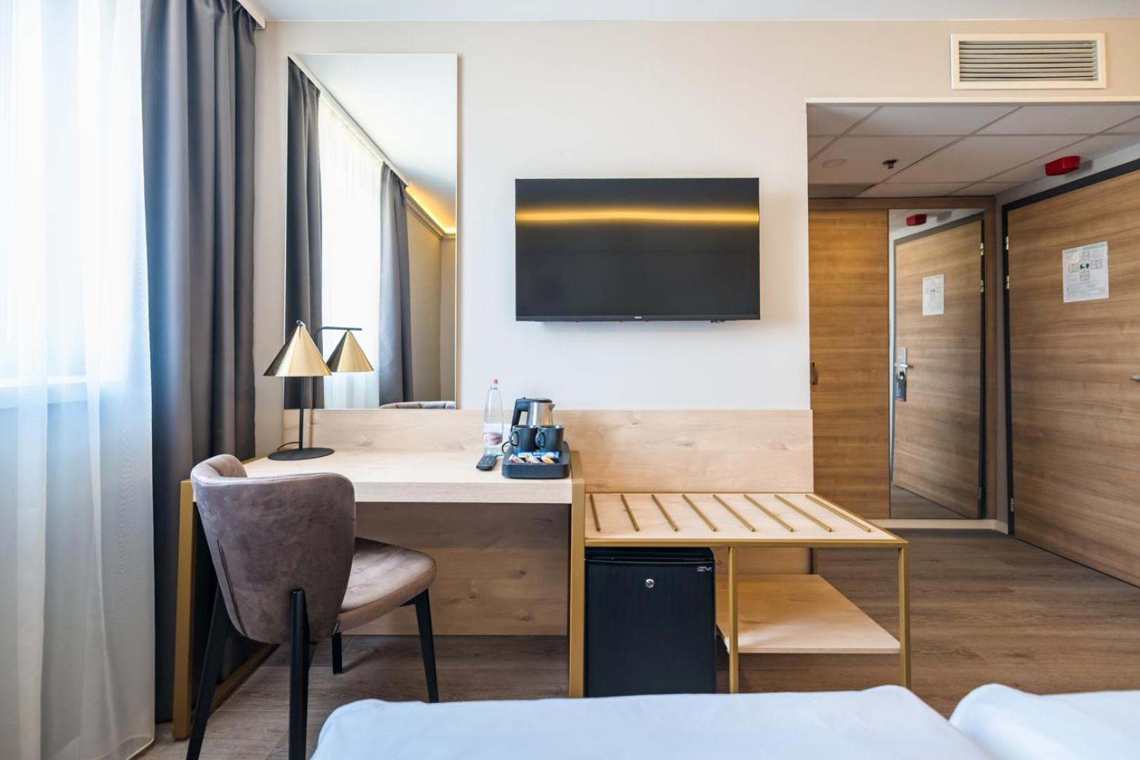 Expo Tower By Mellow Mood Hotels Budapeste Exterior foto